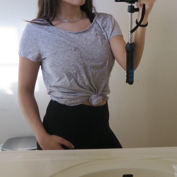 H&M Tee Shirt - Picture 3 of 5